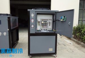 小型風(fēng)冷冷水機(jī)的應(yīng)用領(lǐng)域